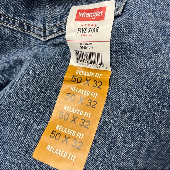Men’s wrangler jeans, relaxed fit, 50x32 NWT!! - Picture 7 of 7